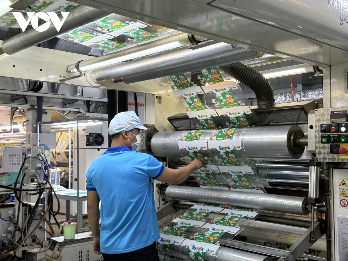 Áp lực thay đổi chính sách để phát triển kinh tế tư nhân hình ảnh 3 Ap luc thay doi chinh sach de phat trien kinh te tu nhan hinh anh 3