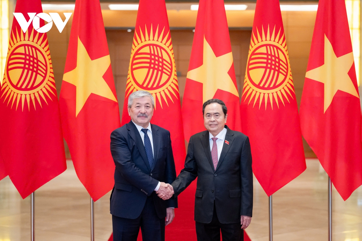 toàn cảnh chuyến thăm việt nam của thủ tướng kyrgyzstan ký kết nhiều văn kiện hình ảnh 4 toan canh chuyen tham viet nam cua thu tuong kyrgyzstan ky ket nhieu van kien hinh anh 4