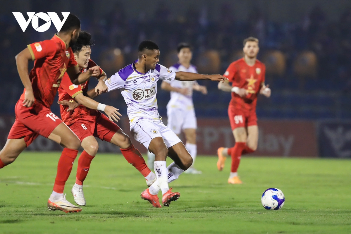ket qua vong 16 v-league 2024 2025 vua hoa tiep tuc giu ngoi vuong truoc ha noi fc hinh anh 28