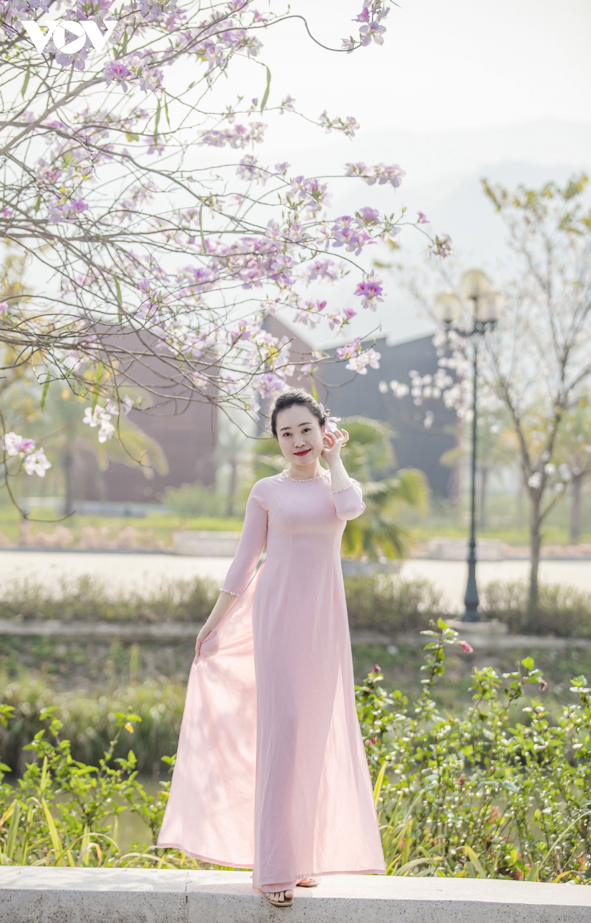 phu nu Dien bien huong ung tuan le Ao dai 2025 hinh anh 9