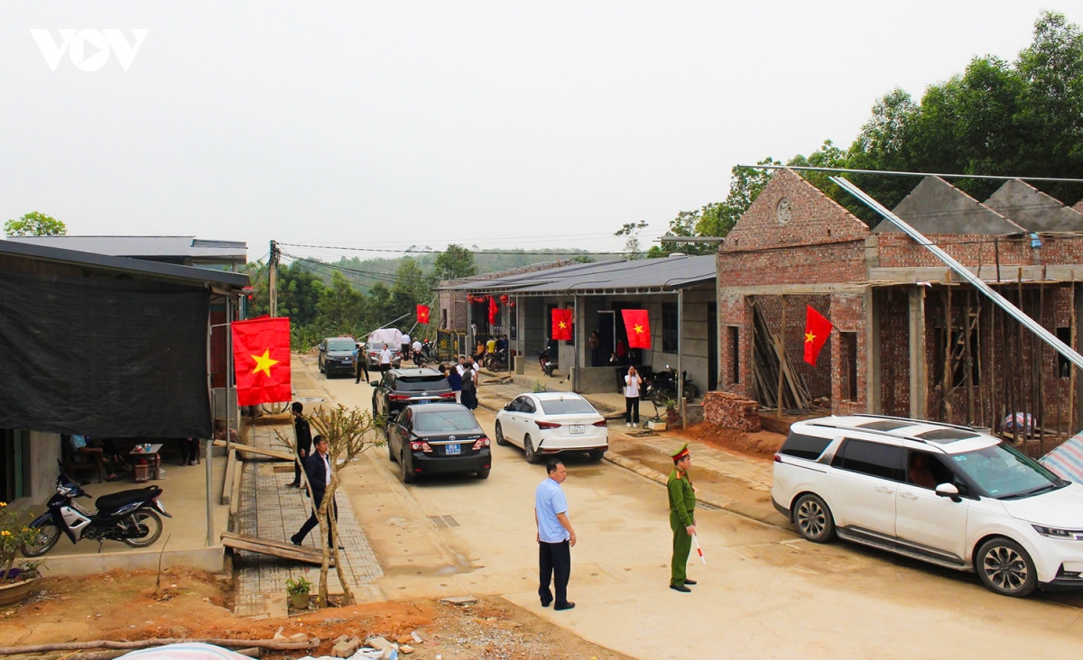 vov tang kinh phi xay nha cho cac ho gia dinh bi thiet hai do bao so 3 o yen bai hinh anh 6