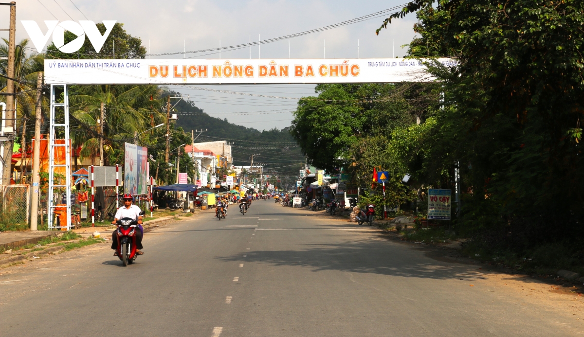 sau 50 năm giải phóng, vùng đất đau thương ba chúc chuyển mình mạnh mẽ hình ảnh 4 sau 50 nam giai phong, vung dat dau thuong ba chuc chuyen minh manh me hinh anh 4