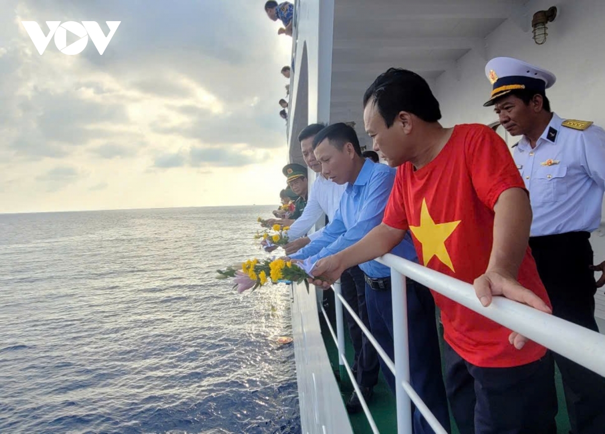 37 năm sự kiện Gạc Ma: “Thấy bóng hình cha giữa biển trời Trường Sa”