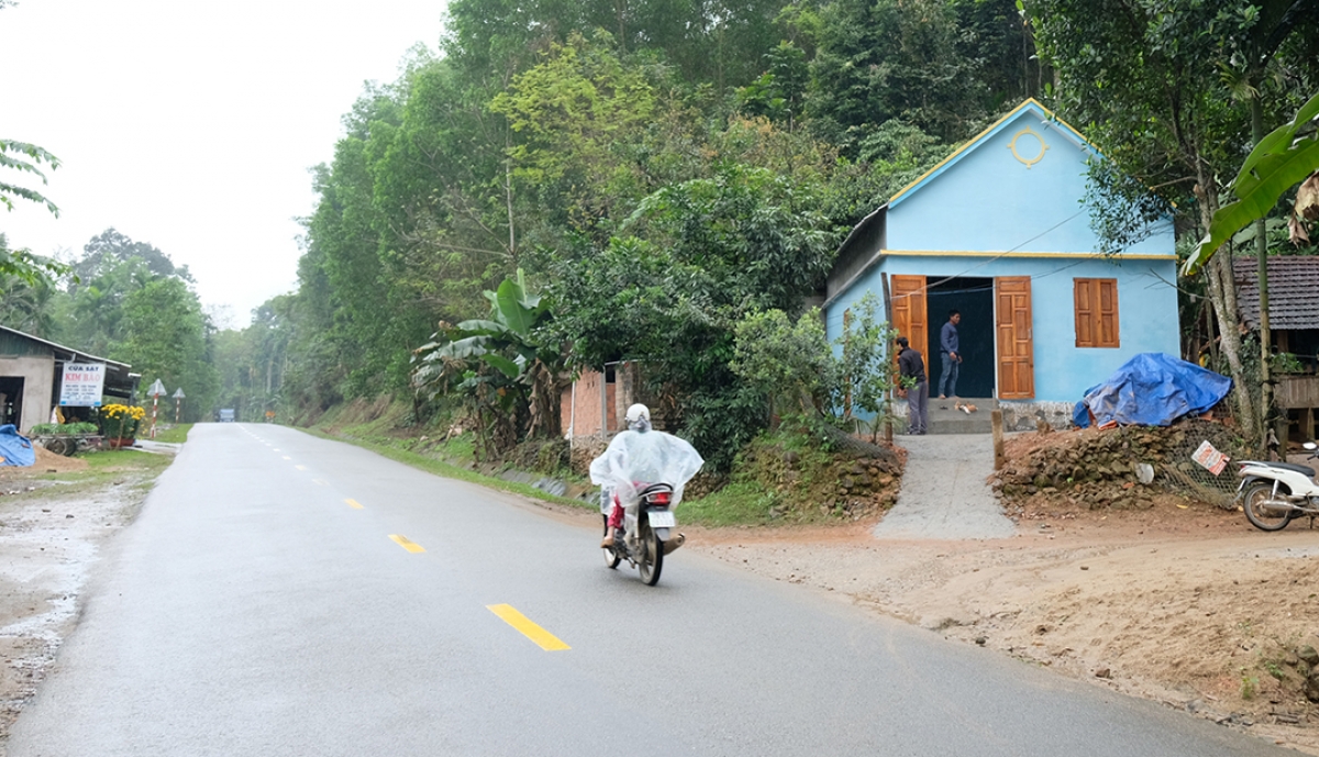 Đổi thay trên vùng đất an toàn khu ba tơ - quảng ngãi hình ảnh 7 Doi thay tren vung dat an toan khu ba to - quang ngai hinh anh 7