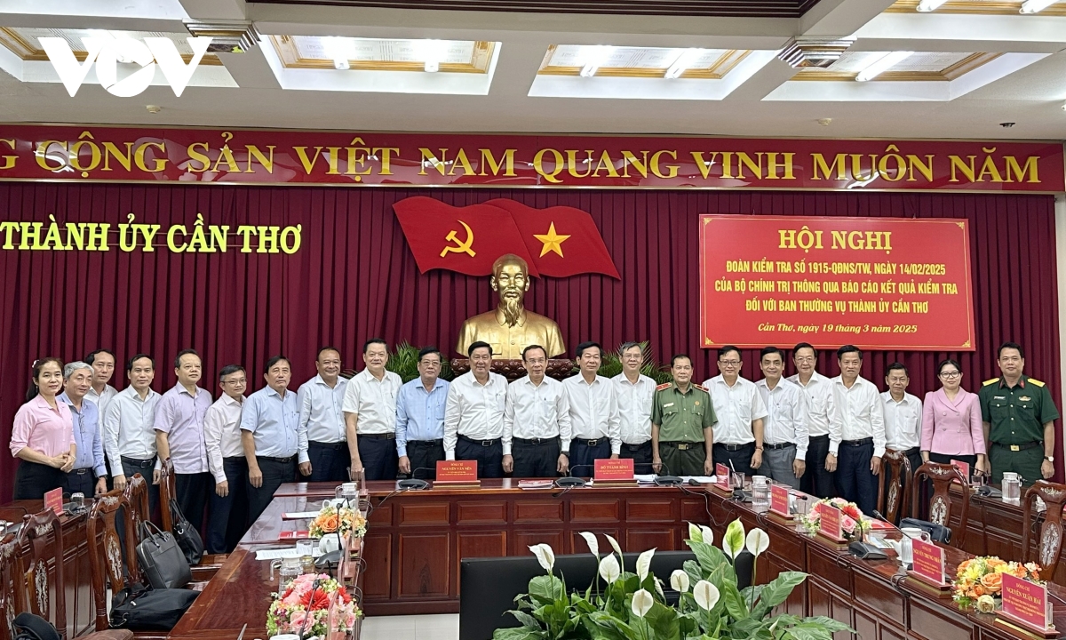 Đoàn kiểm tra của bộ chính trị làm việc với ban thường vụ thành ủy cần thơ hình ảnh 4 Doan kiem tra cua bo chinh tri lam viec voi ban thuong vu thanh uy can tho hinh anh 4