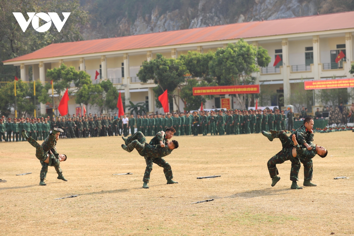 sơn la ra quân huấn luyện, thi đua thần tốc, quyết thắng hình ảnh 5 son la ra quan huan luyen, thi dua than toc, quyet thang hinh anh 5
