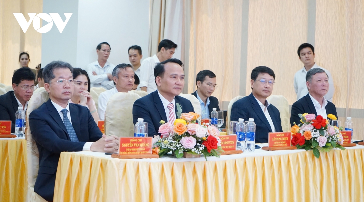 Đà nẵng gặp mặt mẹ việt nam anh hùng, người có công, gia đình chính sách hình ảnh 2 Da nang gap mat me viet nam anh hung, nguoi co cong, gia dinh chinh sach hinh anh 2