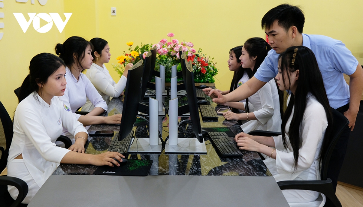 quảng ngãi khánh thành thư viện số ba tơ trị giá 5 tỷ đồng hình ảnh 3 quang ngai khanh thanh thu vien so ba to tri gia 5 ty dong hinh anh 3