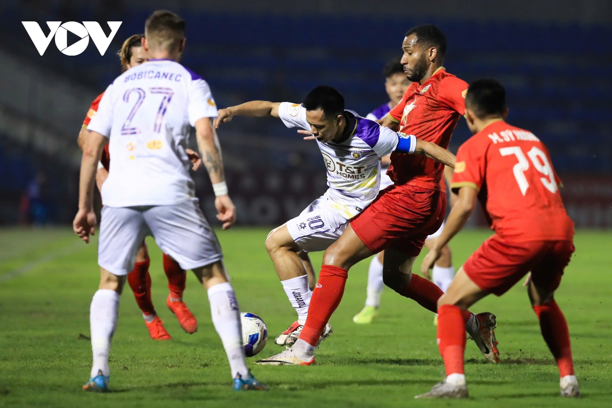 ket qua vong 16 v-league 2024 2025 vua hoa tiep tuc giu ngoi vuong truoc ha noi fc hinh anh 10