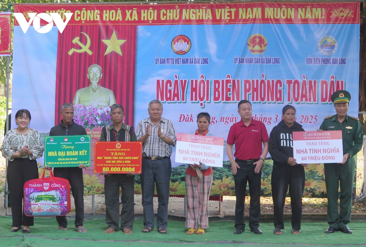 bộ đội biên phòng giúp dân xây những ngôi nhà vững chãi trên biên giới kon tum hình ảnh 3 bo doi bien phong giup dan xay nhung ngoi nha vung chai tren bien gioi kon tum hinh anh 3