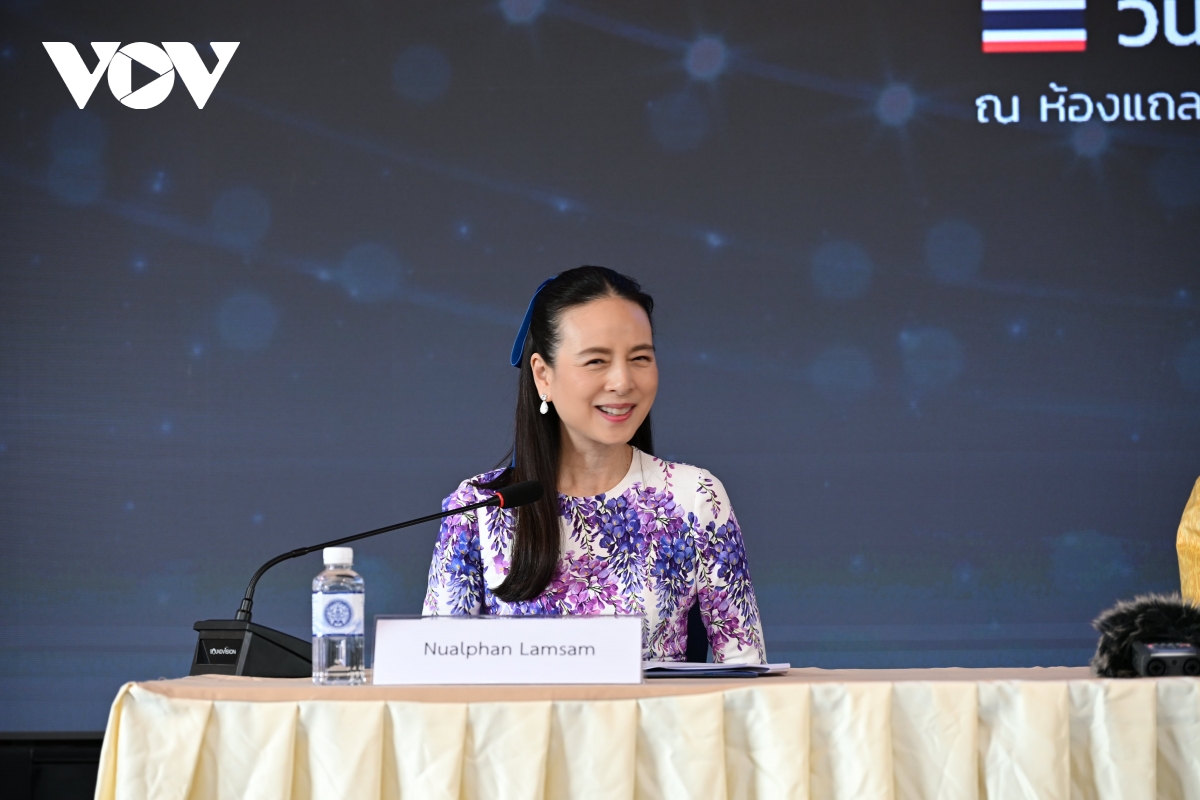 madam pang bóng đá kết nối nhân dân hai nước việt nam -thái lan hình ảnh 1 madam pang bong da ket noi nhan dan hai nuoc viet nam -thai lan hinh anh 1