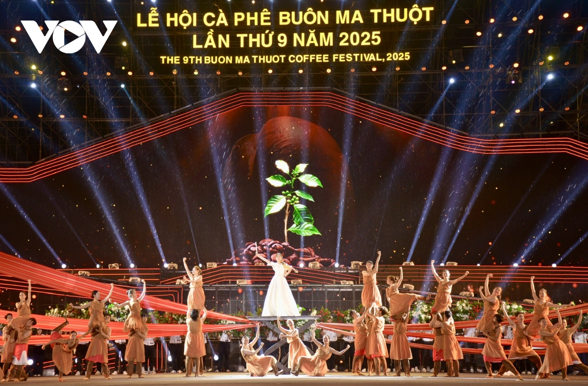 phó thủ tướng trần hồng hà khai mạc lễ hội cà phê buôn ma thuột lần thứ 9 hình ảnh 2 pho thu tuong tran hong ha khai mac le hoi ca phe buon ma thuot lan thu 9 hinh anh 2