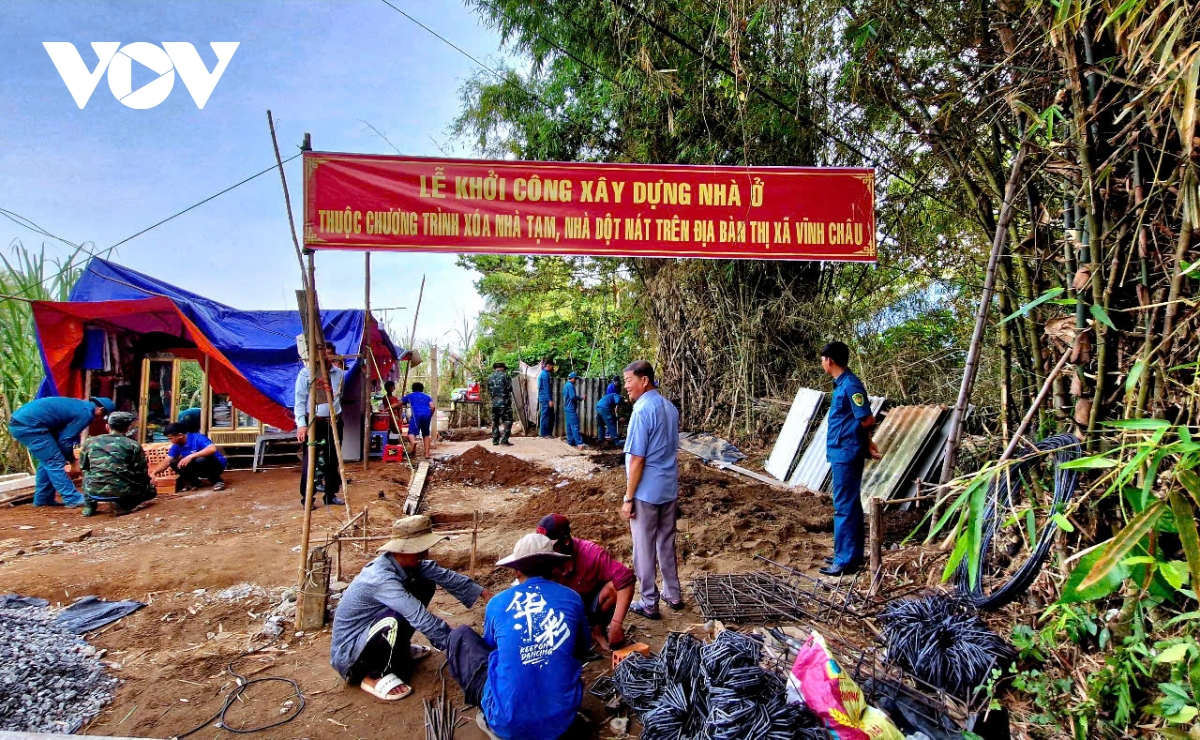 Sóc Trăng xây nhà ở cho đồng bào dân tộc thiểu số trước dịp tết Chôl Chnăm Thmây