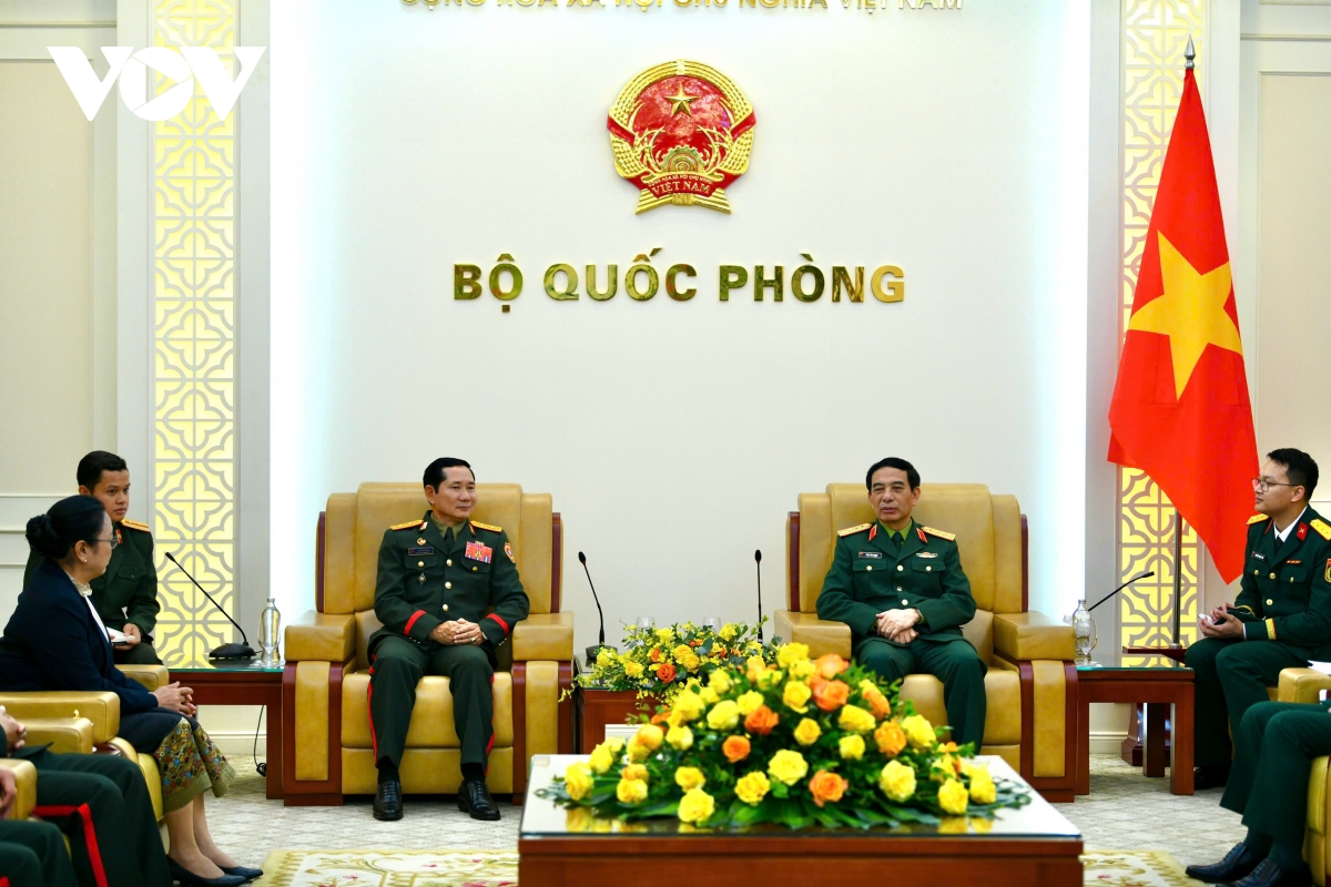 bộ trưởng phan văn giang hợp tác quốc phòng là trụ cột trong quan hệ việt - lào hình ảnh 2 bo truong phan van giang hop tac quoc phong la tru cot trong quan he viet - lao hinh anh 2
