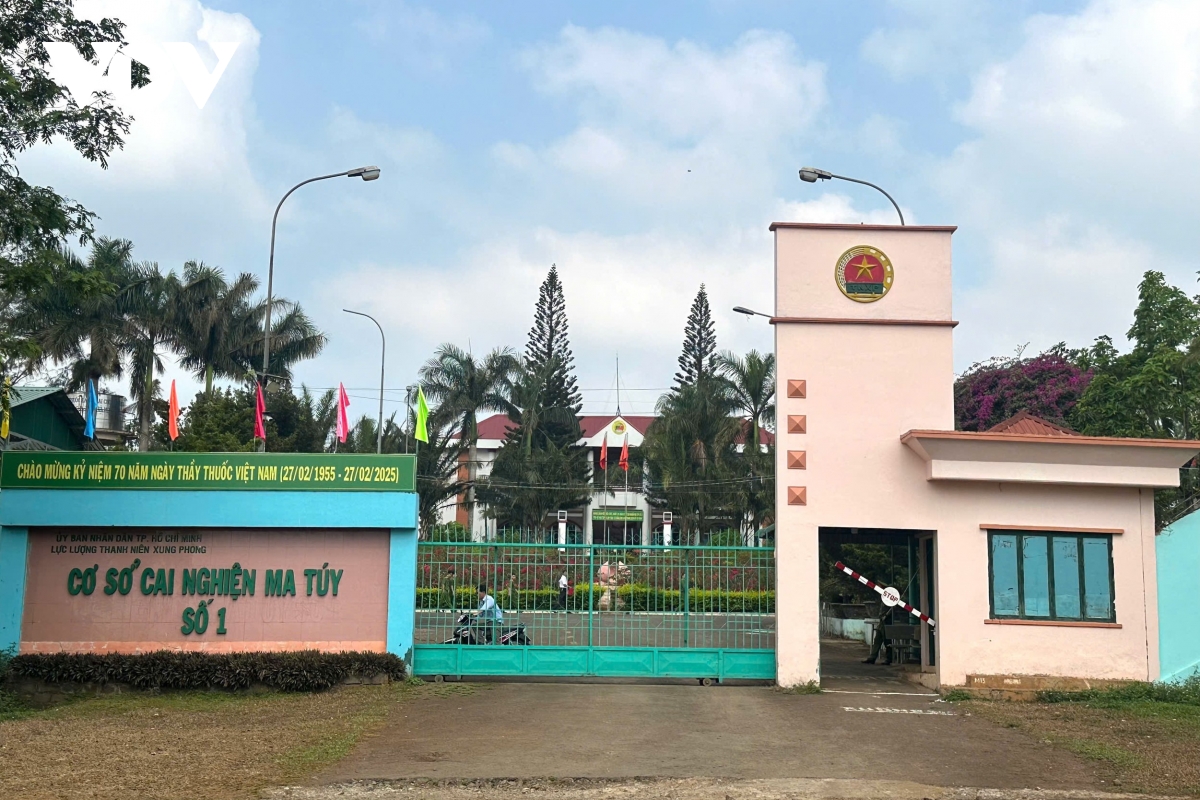 công an Đắk nông tiếp nhận cơ sở cai nghiện ma túy hơn 2.000 người từ tp.hcm hình ảnh 1 cong an Dak nong tiep nhan co so cai nghien ma tuy hon 2.000 nguoi tu tp.hcm hinh anh 1