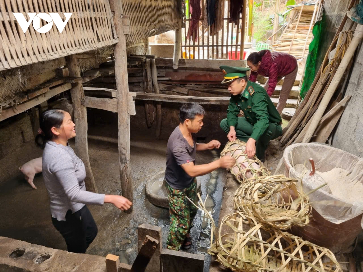 Để người trẻ không rời xa bản làng từ những chi đoàn trắng đoàn viên hình ảnh 4 De nguoi tre khong roi xa ban lang tu nhung chi doan trang doan vien hinh anh 4