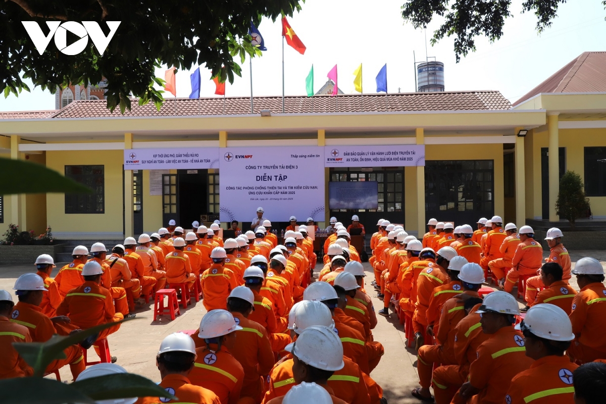 diễn tập ứng phó khẩn cấp hệ thống truyền tải điện ở nam trung bộ và tây nguyên hình ảnh 5 dien tap ung pho khan cap he thong truyen tai dien o nam trung bo va tay nguyen hinh anh 5