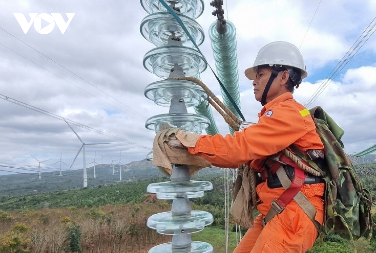 diễn tập ứng phó khẩn cấp hệ thống truyền tải điện ở nam trung bộ và tây nguyên hình ảnh 9 dien tap ung pho khan cap he thong truyen tai dien o nam trung bo va tay nguyen hinh anh 9