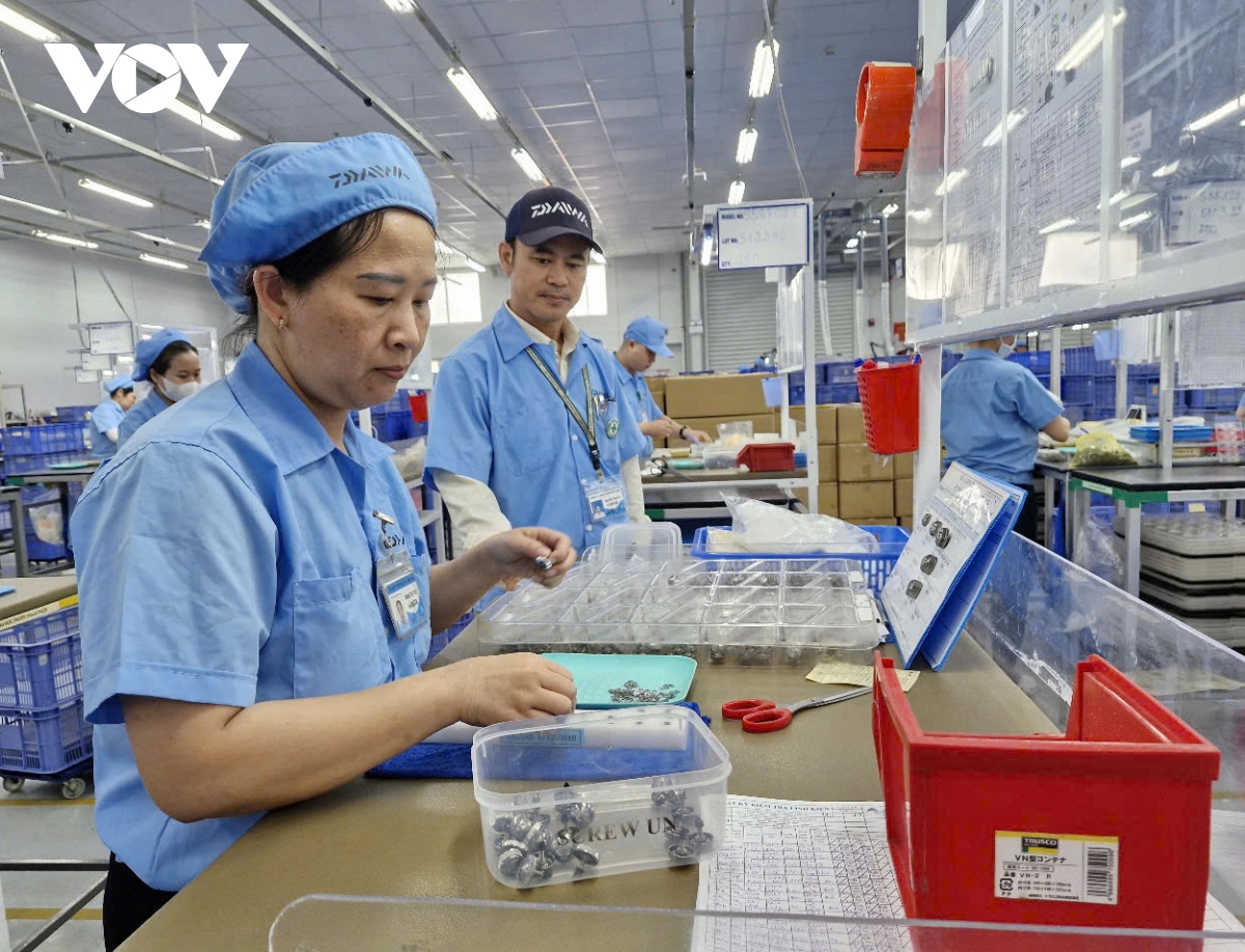 doanh nghiệp Đà nẵng tăng tốc tuyển dụng lao động để mở rộng sản xuất hình ảnh 2 doanh nghiep Da nang tang toc tuyen dung lao dong de mo rong san xuat hinh anh 2