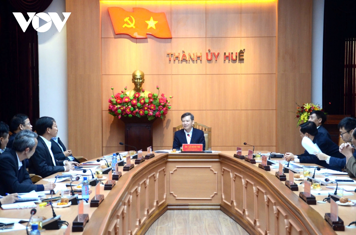 Đoàn kiểm tra của Bộ Chính trị thông qua dự thảo kiểm tra với Ban Thường vụ Thành ủy Huế