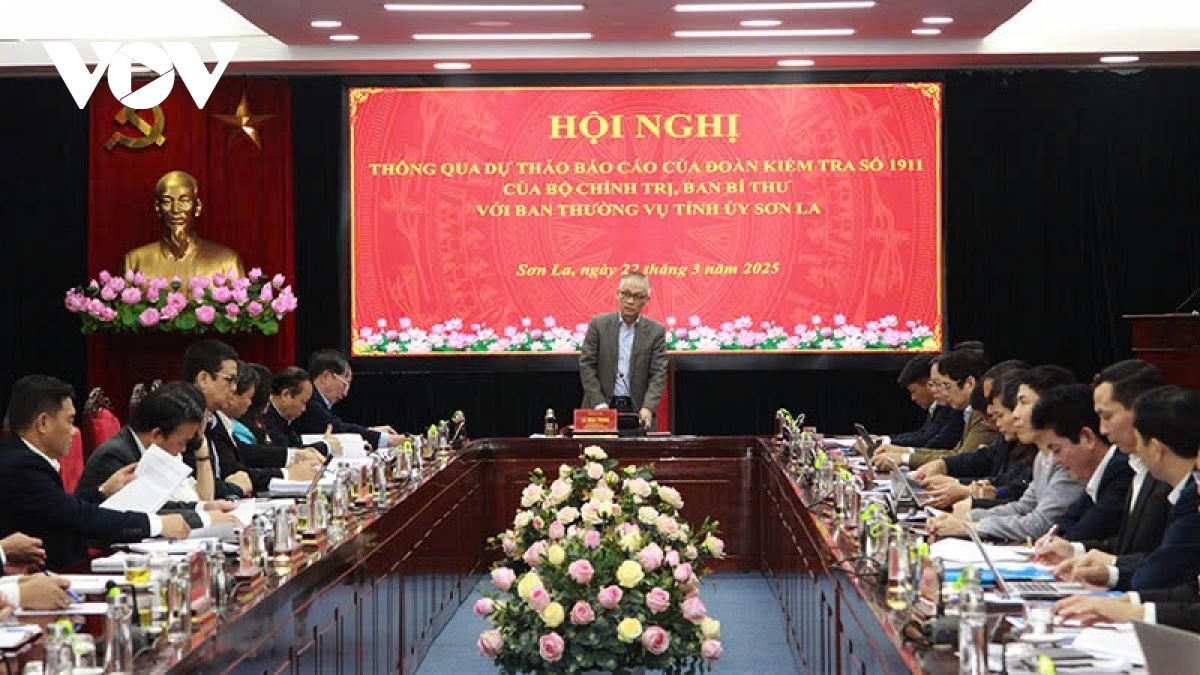 Đoàn kiểm tra của bộ chính trị thông qua báo cáo kết quả kiểm tra tại sơn la hình ảnh 1 Doan kiem tra cua bo chinh tri thong qua bao cao ket qua kiem tra tai son la hinh anh 1