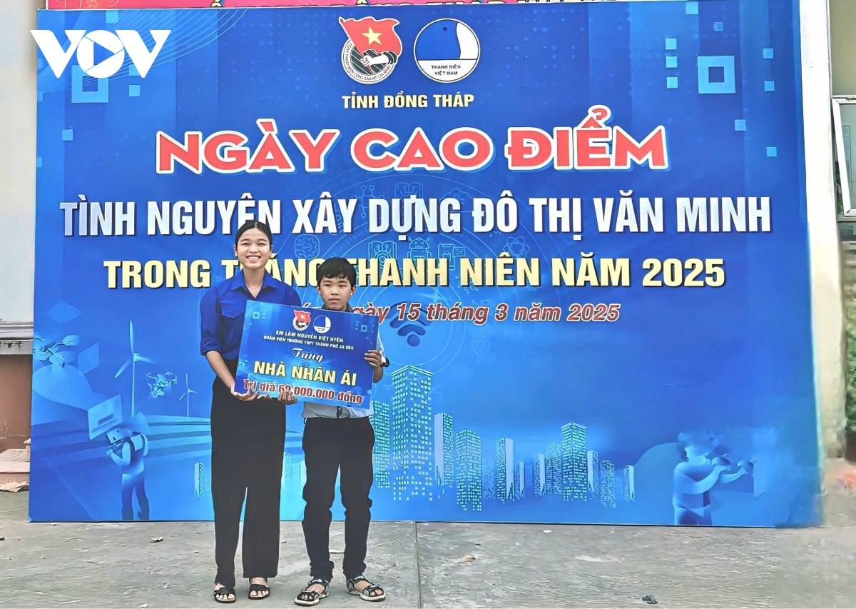 nu sinh lop 10 o Dong thap danh 60 trieu dong de xay nha nhan ai cho ban hoc hinh anh 2