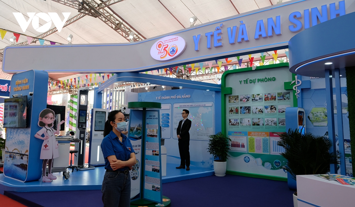 khai mạc triển lãm Đà nẵng - phát triển và hội nhập hình ảnh 6 khai mac trien lam Da nang - phat trien va hoi nhap hinh anh 6