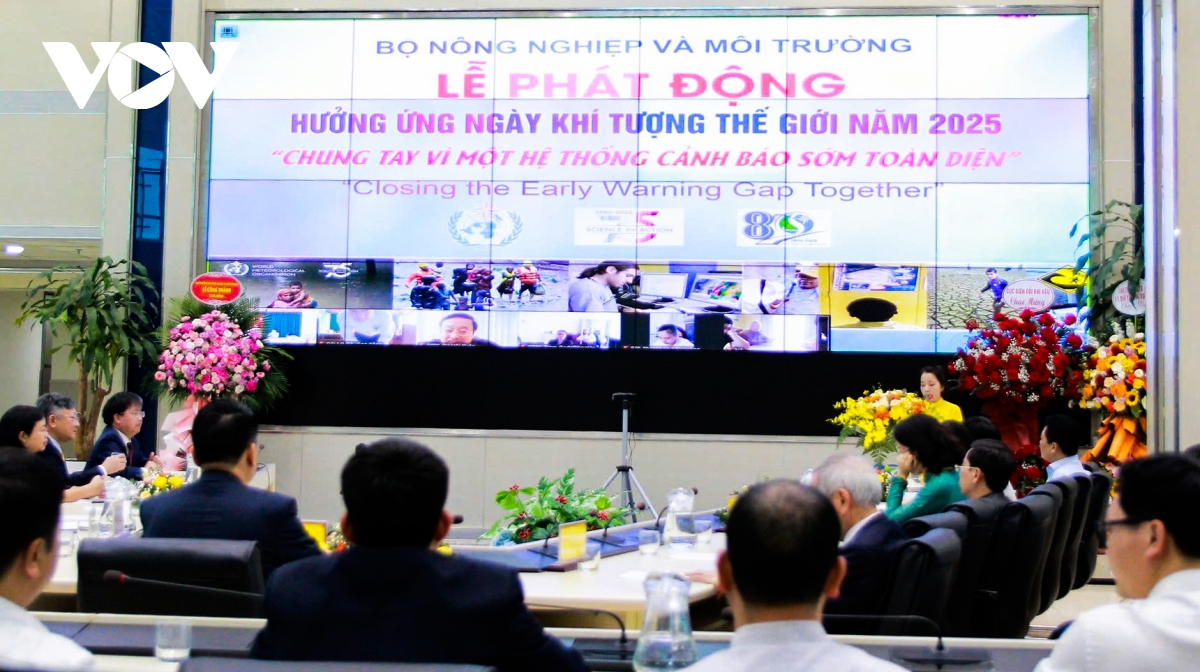 Ứng dụng AI, Big Data và chuyển đổi số vào công tác quan trắc, dự báo