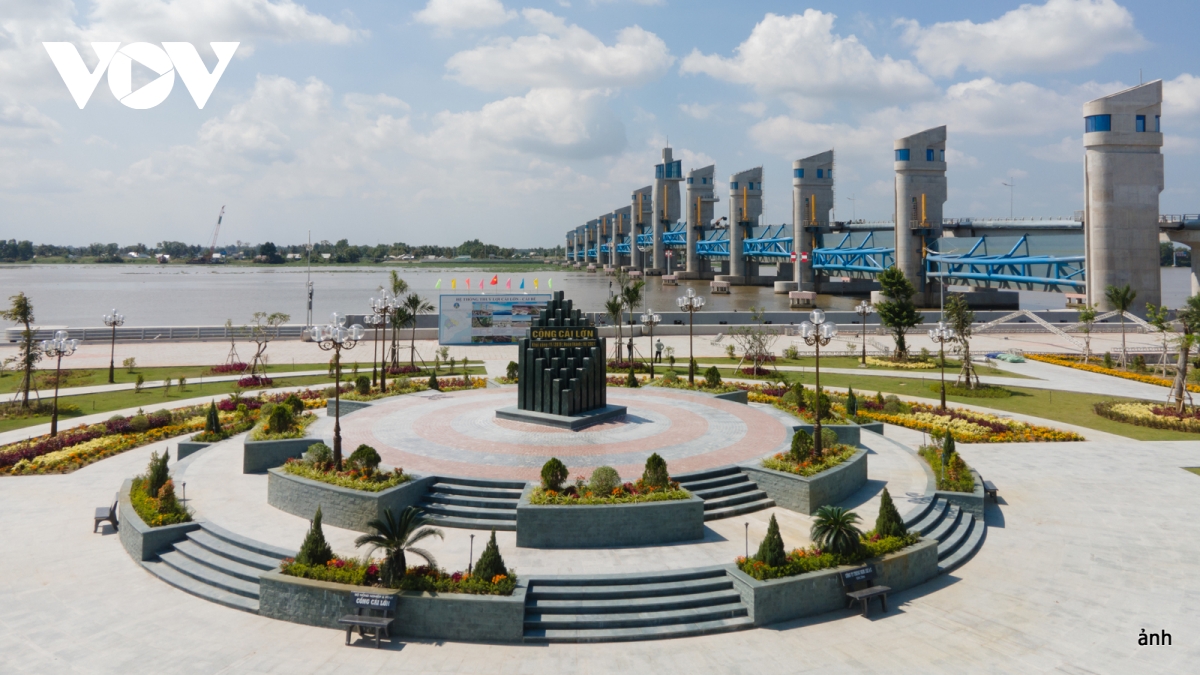 những công trình ở Đbscl hỗ trợ sản xuất, điều tiết nguồn nước cho nhân dân hình ảnh 1 nhung cong trinh o Dbscl ho tro san xuat, dieu tiet nguon nuoc cho nhan dan hinh anh 1