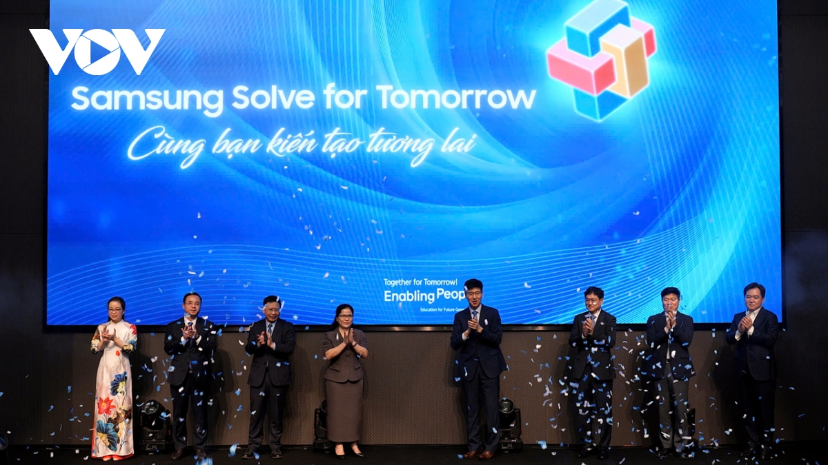 Samsung Việt Nam chính thức khởi động cuộc thi Samsung Solve for Tomorrow 2025
