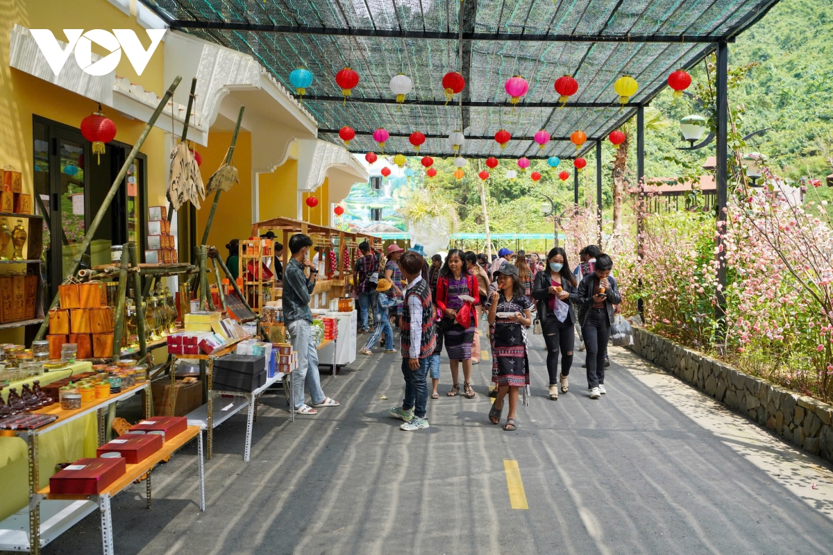 thúc đẩy du lịch cộng đồng ở vùng căn cứ cách mạng quảng nam hình ảnh 2 thuc day du lich cong dong o vung can cu cach mang quang nam hinh anh 2