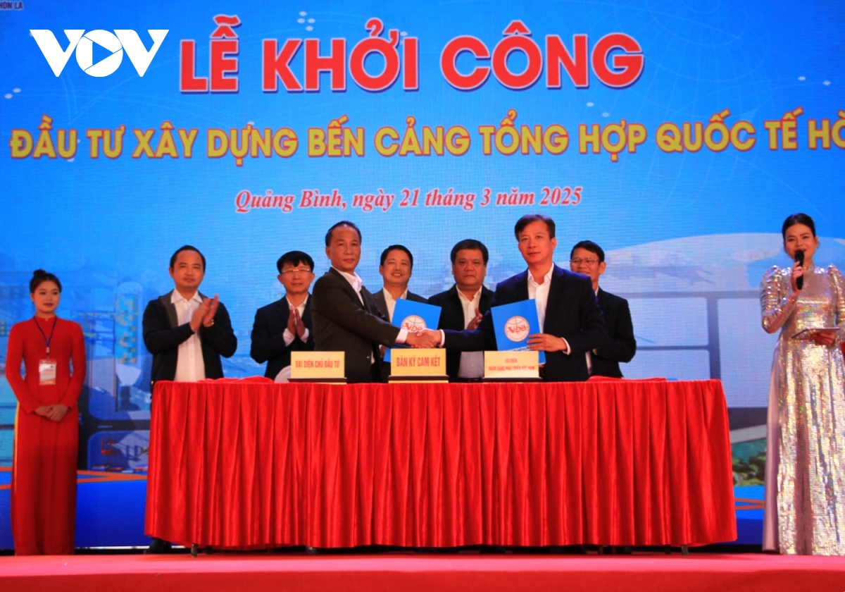 quảng bình khởi công bến cảng tổng hợp quốc tế 2.300 tỷ đồng hình ảnh 2 quang binh khoi cong ben cang tong hop quoc te 2.300 ty dong hinh anh 2