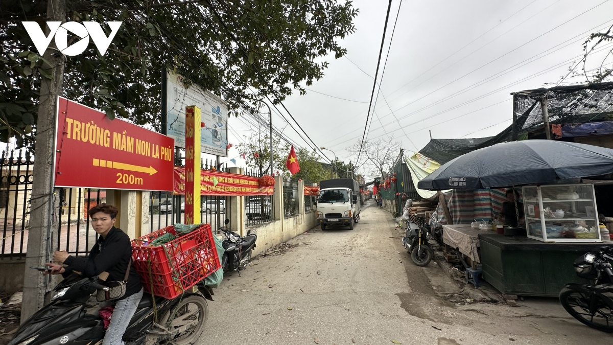 huyen hoai Duc noi gi ve tuyen duong cat ngang nha van hoa xa hinh anh 2