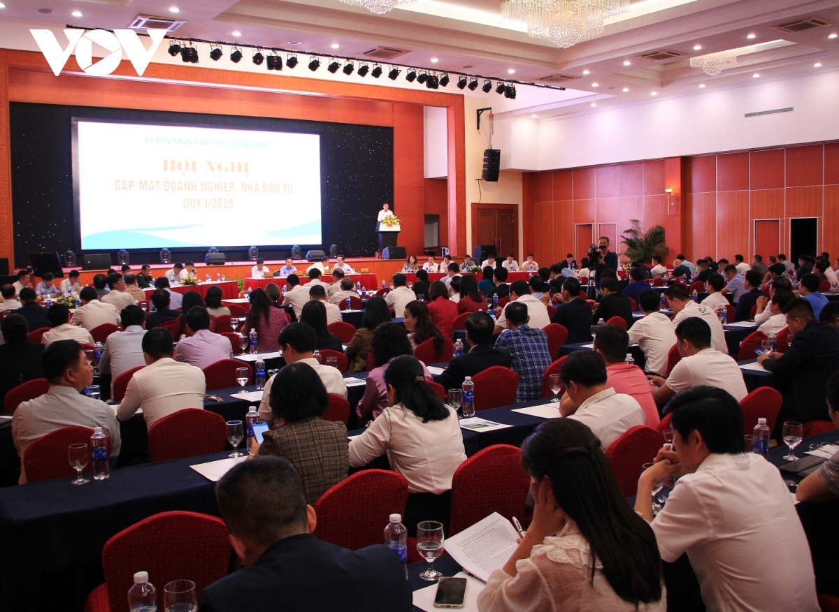 Quảng Bình giảm 30% thủ tục hành chính không cần thiết để hỗ trợ doanh nghiệp