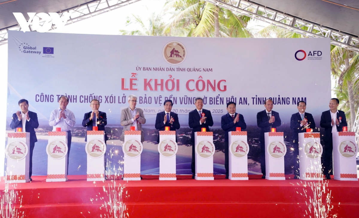 khởi công, gắn biển công trình chào mừng 50 năm ngày giải phóng quảng nam hình ảnh 1 khoi cong, gan bien cong trinh chao mung 50 nam ngay giai phong quang nam hinh anh 1