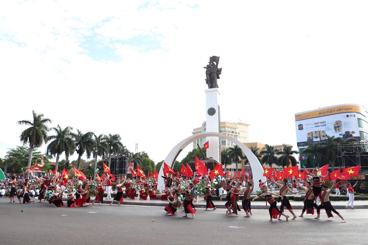 lễ hội đường phố rạng rỡ văn hoá cà phê buôn ma thuột hình ảnh 5 le hoi duong pho rang ro van hoa ca phe buon ma thuot hinh anh 5