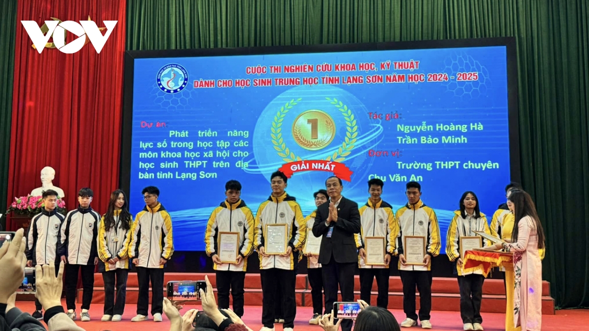 lạng sơn đẩy mạnh nghiên cứu khoa học trong nhà trường hình ảnh 3 lang son day manh nghien cuu khoa hoc trong nha truong hinh anh 3