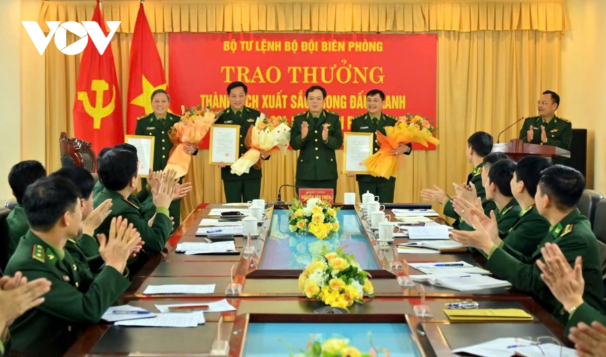 khen thuong luc luong triet pha chuyen an ma tuy o thanh hoa hinh anh 2