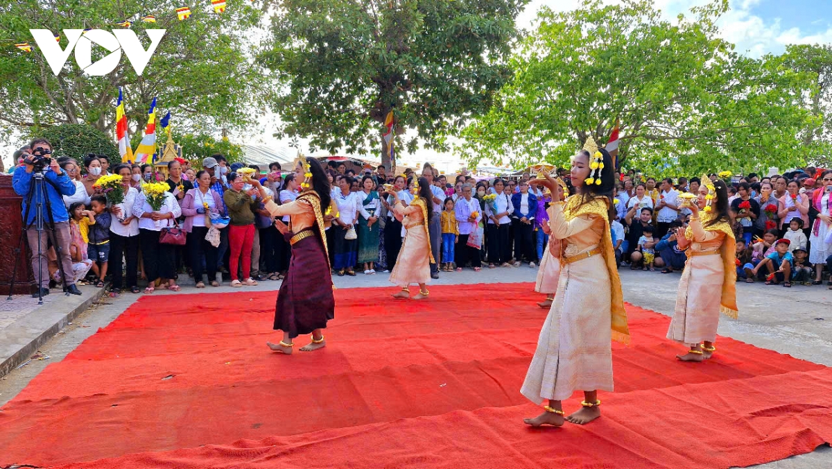 Độc đáo lễ hội Chrôi Rum Chếk của đồng bào Khmer