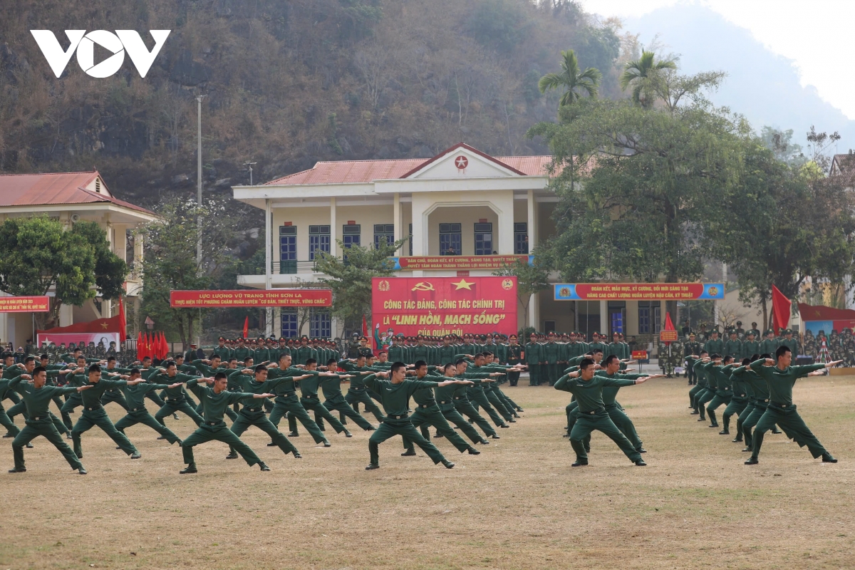 son la ra quan huan luyen, thi dua than toc, quyet thang hinh anh 7