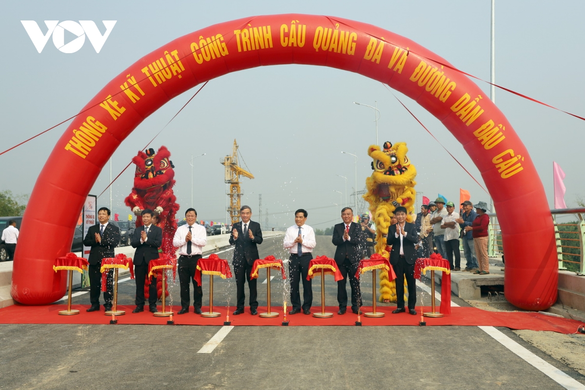 thông xe cầu quảng Đà, biểu tượng nghĩa tình, đoàn kết quảng nam-Đà nẵng hình ảnh 2 thong xe cau quang Da, bieu tuong nghia tinh, doan ket quang nam-Da nang hinh anh 2