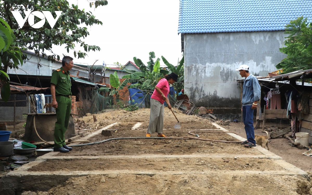 hon 2 tuan, Dak lak khoi cong xay 1.026 can nha ho tro nguoi dan hinh anh 1