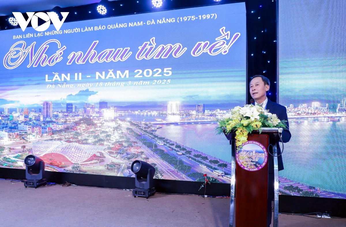 gặp mặt hơn 200 người làm báo nhân kỷ niệm 50 năm giải phóng tỉnh quảng nam và tp Đà nẵng hình ảnh 7 gap mat hon 200 nguoi lam bao nhan ky niem 50 nam giai phong tinh quang nam va tp Da nang hinh anh 7