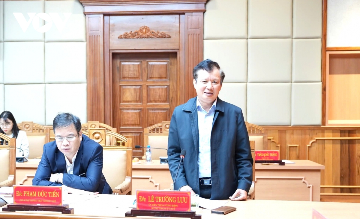 Đoàn kiểm tra của bộ chính trị thông qua dự thảo kiểm tra với ban thường vụ thành ủy huế hình ảnh 2 Doan kiem tra cua bo chinh tri thong qua du thao kiem tra voi ban thuong vu thanh uy hue hinh anh 2
