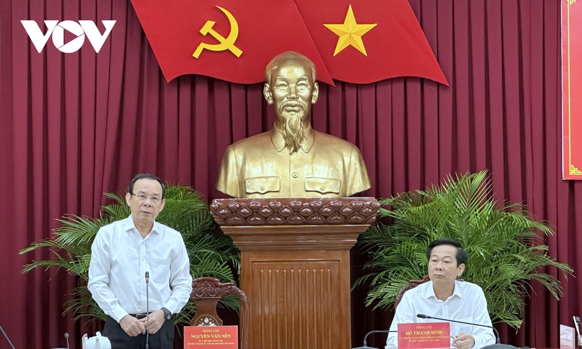 Đoàn kiểm tra của bộ chính trị làm việc với ban thường vụ thành ủy cần thơ hình ảnh 1 Doan kiem tra cua bo chinh tri lam viec voi ban thuong vu thanh uy can tho hinh anh 1