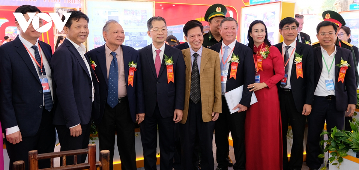 khai mạc triển lãm Đà nẵng - phát triển và hội nhập hình ảnh 5 khai mac trien lam Da nang - phat trien va hoi nhap hinh anh 5