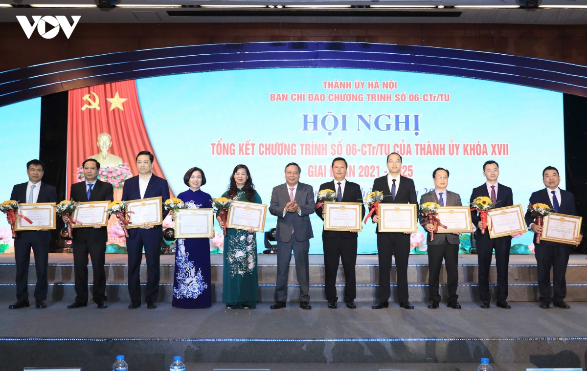 phat trien thu do ha noi van minh, hien dai, ket noi toan cau hinh anh 2