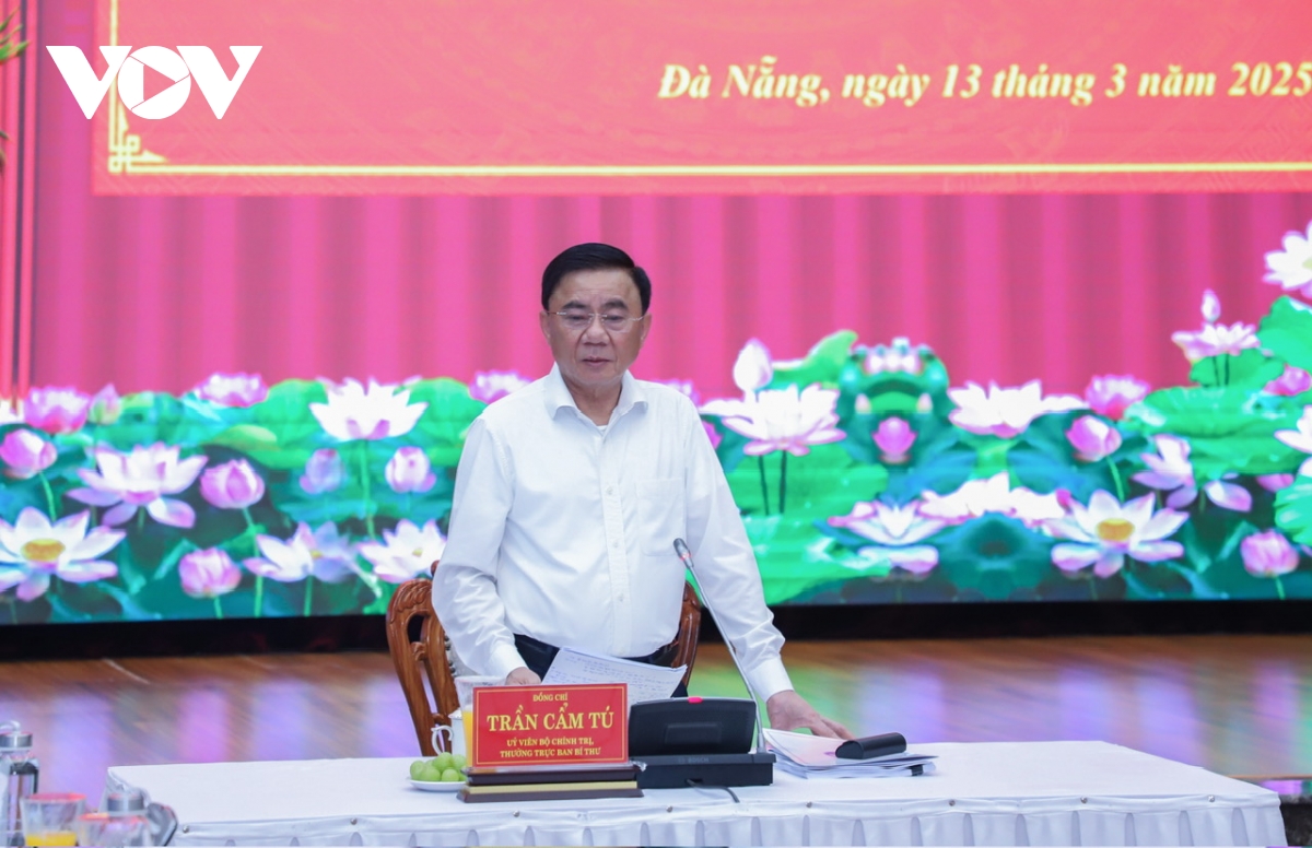Ông Trần Cẩm Tú: "Rất mong các đồng chí thẳng thắn nói hết tâm tư, nguyện vọng"