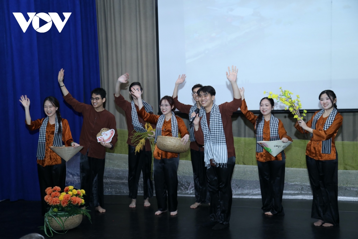 lan toả văn hoá việt tại tuần lễ việt nam ở trường Đại học rudn, nga hình ảnh 3 lan toa van hoa viet tai tuan le viet nam o truong Dai hoc rudn, nga hinh anh 3