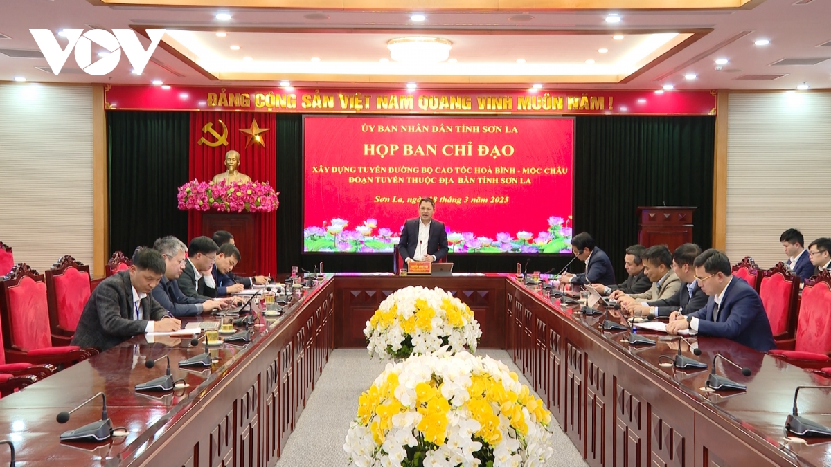 chuan bi khoi cong cao toc hoa binh - moc chau hinh anh 1